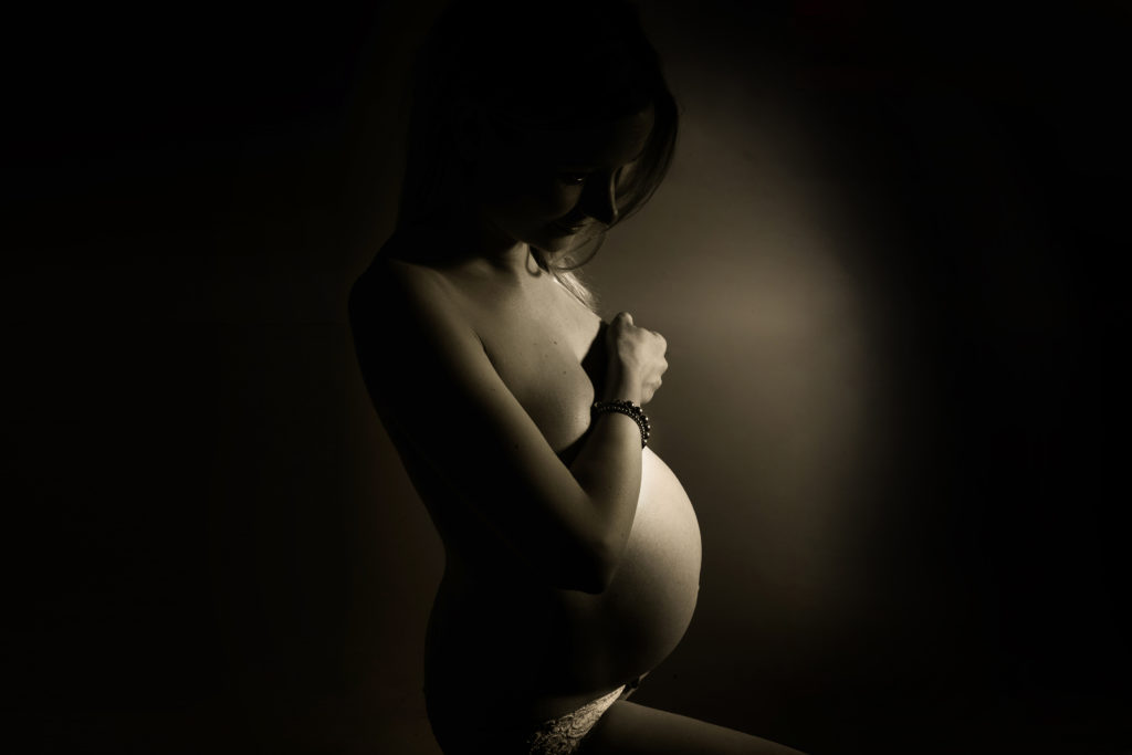 Babybauch Shooting mit Partner Babybauch Shooting mit Partner