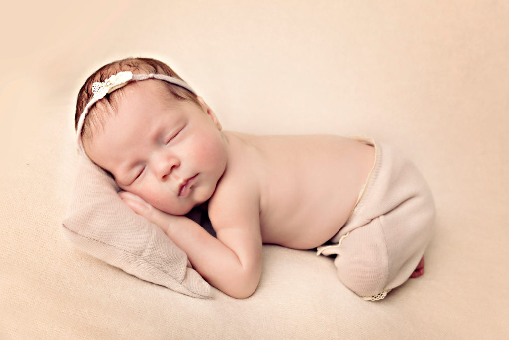 Neugeborenen Shooting Fruehling