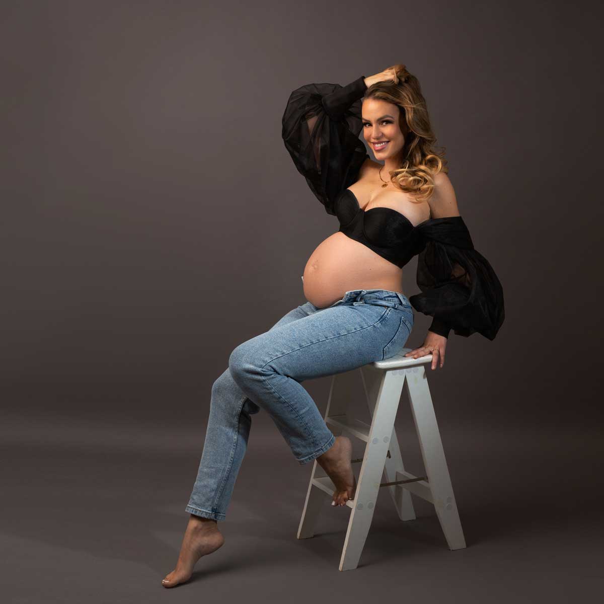 babybauch-shooting-muenchen-Moderne-Schwangerschaftsfotos